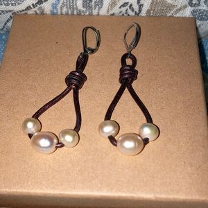 Freshwater Pearl Earrings